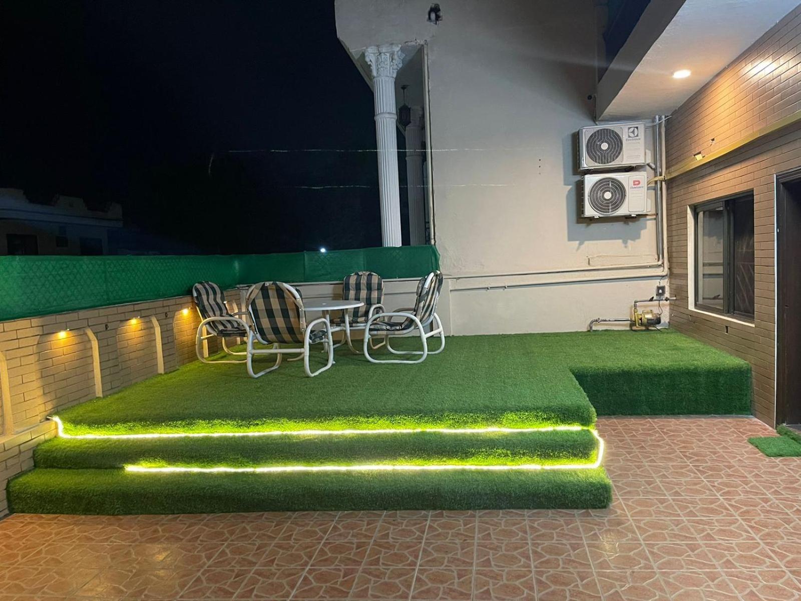 Elite Elegance Inn Isb Исламабад Экстерьер фото